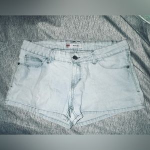 Women’s Levi’s Jean Shorts